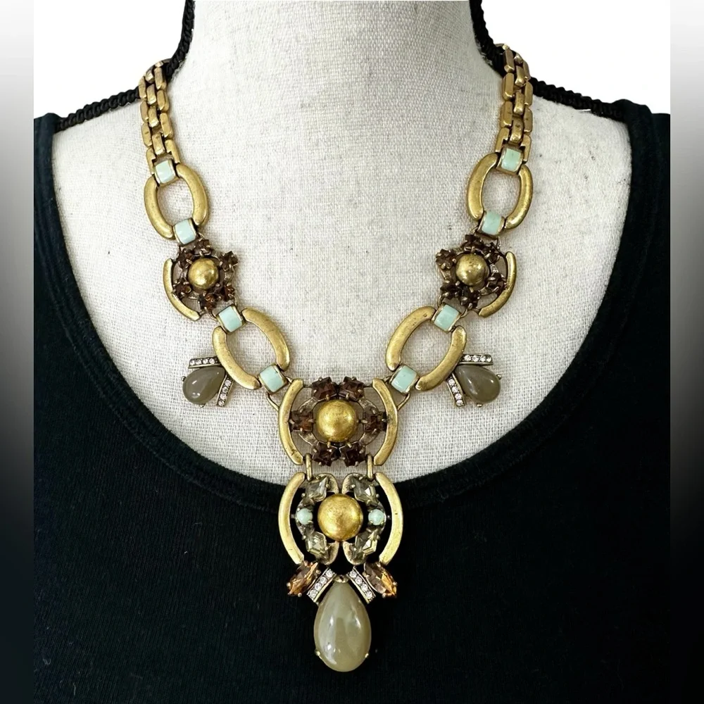 💚Stella & Dot “Livvy” Statement Necklace *with wear* - Picture 2 of 12
